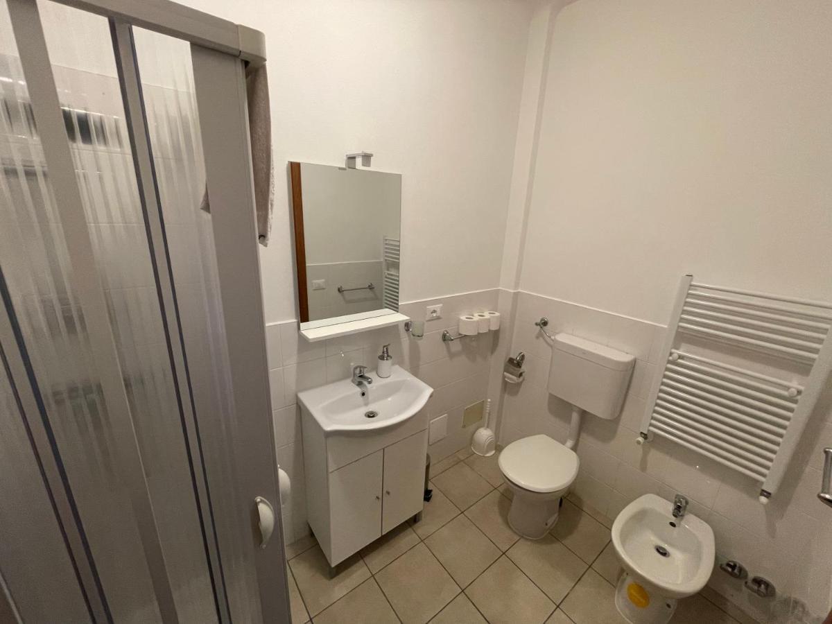 Ostello San Giovanni Bosco La Spezia Room photo